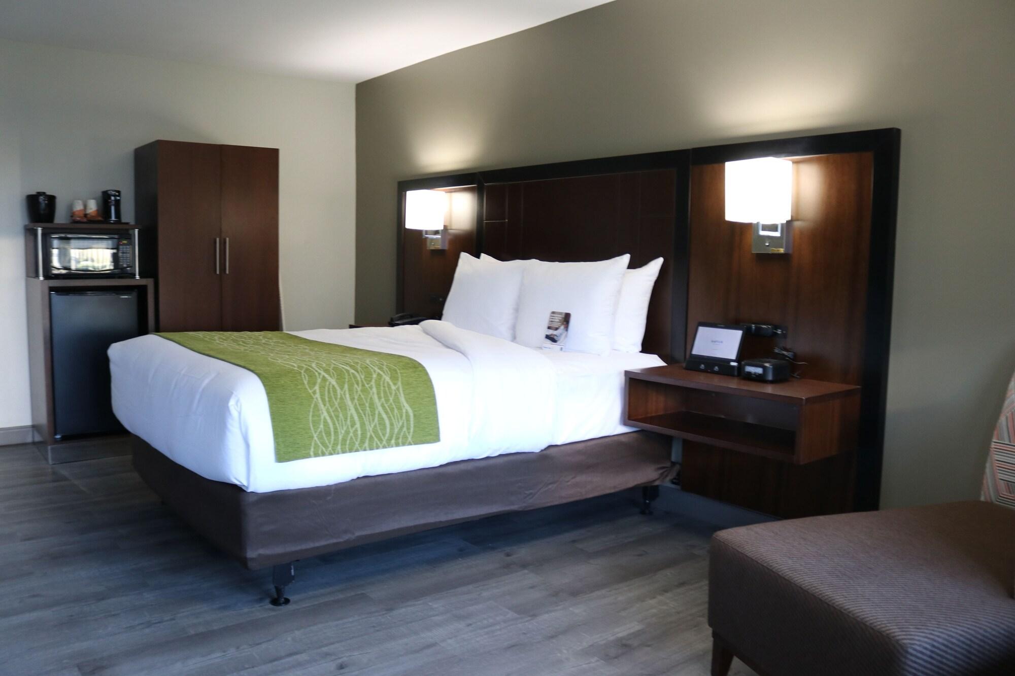 Comfort Inn Antioch Exterior photo